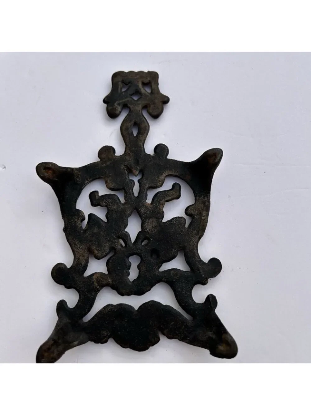 Vintage Cast Iron Ornate Angel Filigree Footed Cherub Trivet 8” Kitchen Decor